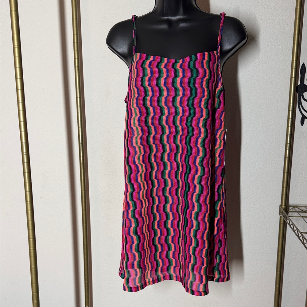 Dress. Hurley. Pink Multi. Size: M. NWT.